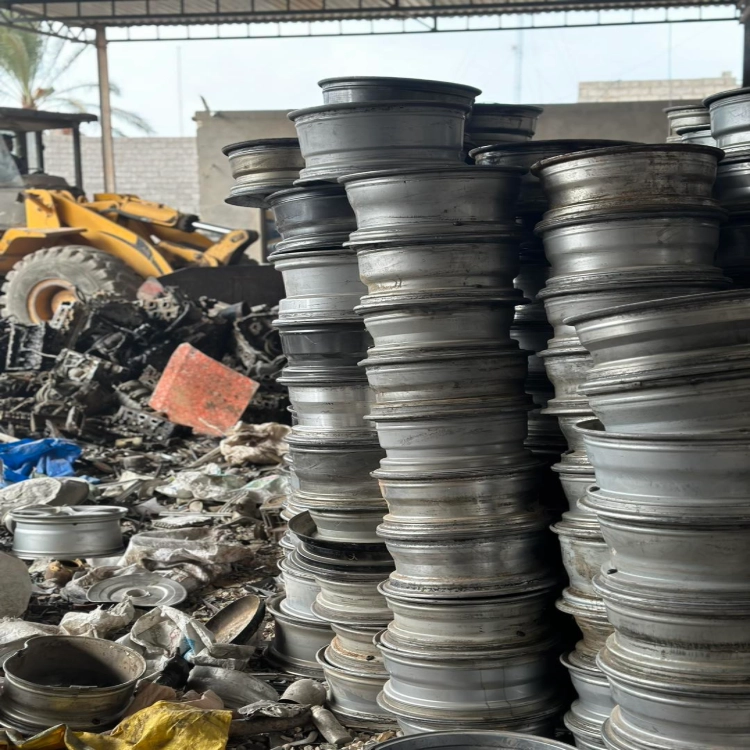 جمع الخردة من مواقع البناء – شركة الخطوط الذهبية